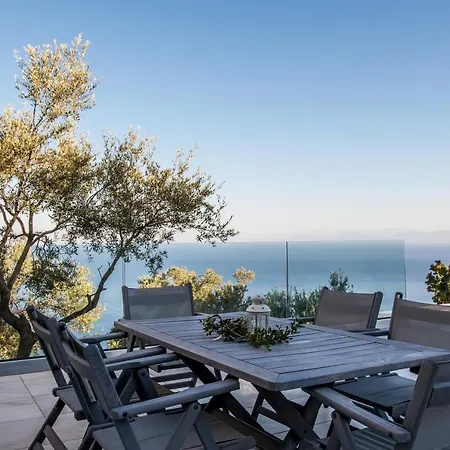 Villa Topaz Áyios Nikítas